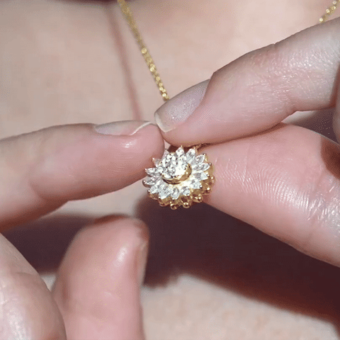 Collar Giratorio de Girasol - Tu Mejor Aliado para el Estrés 😍Lleva 2 y Paga 1😱